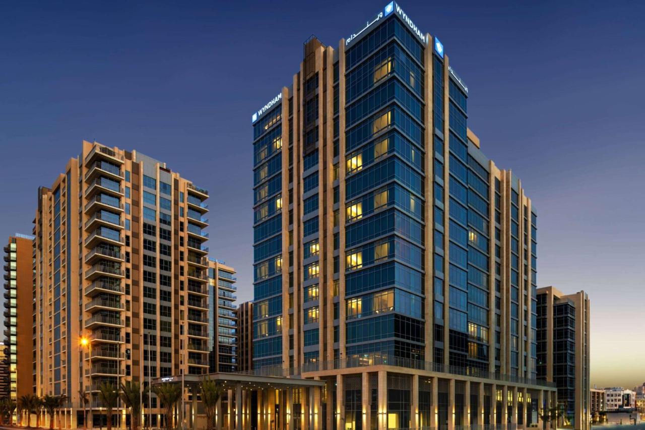 Wyndham Dubai Deira Hotel Exterior foto